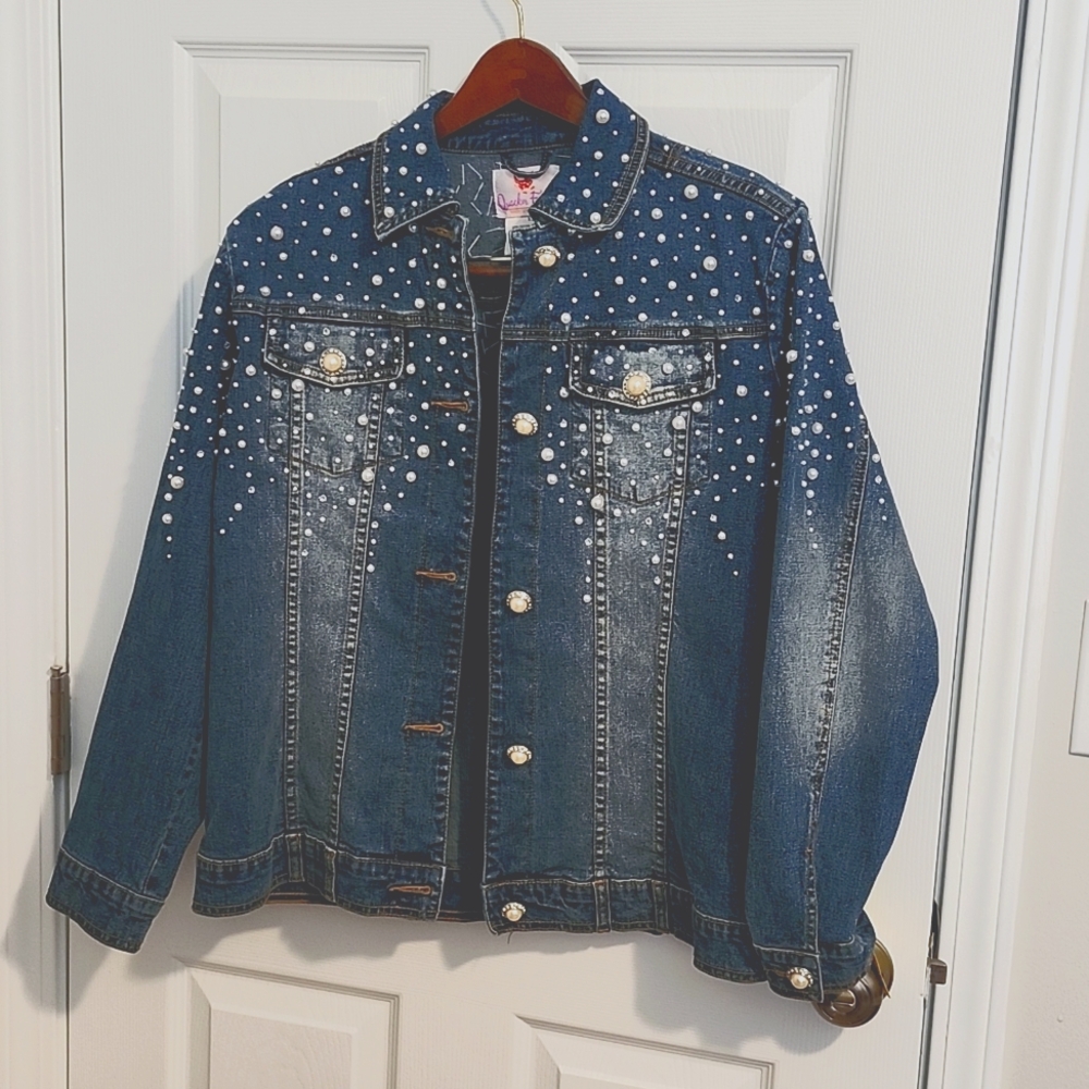 Women's QVC Quacker Factory Washed Denim Jacket W/Pearl/Rhinestone Size XS